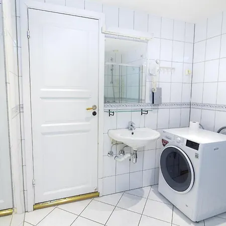 Central City Apartamentos 3*