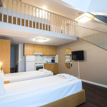 Central City Apartamentos 3*