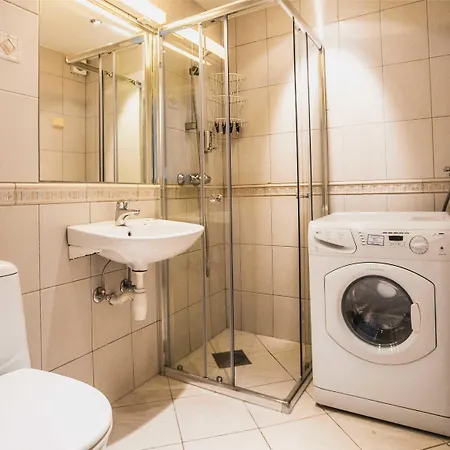 Central City Apartamentos 3*