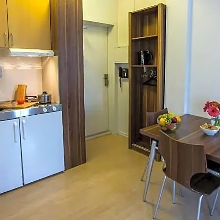 Central City Apartments 3*