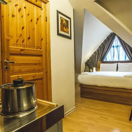 Aparthotel Central City Apartments