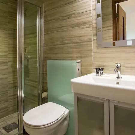 Ξενοδοχείο με διαμερίσματα Central City Apartments