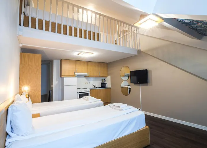 Central City Apartments 3*